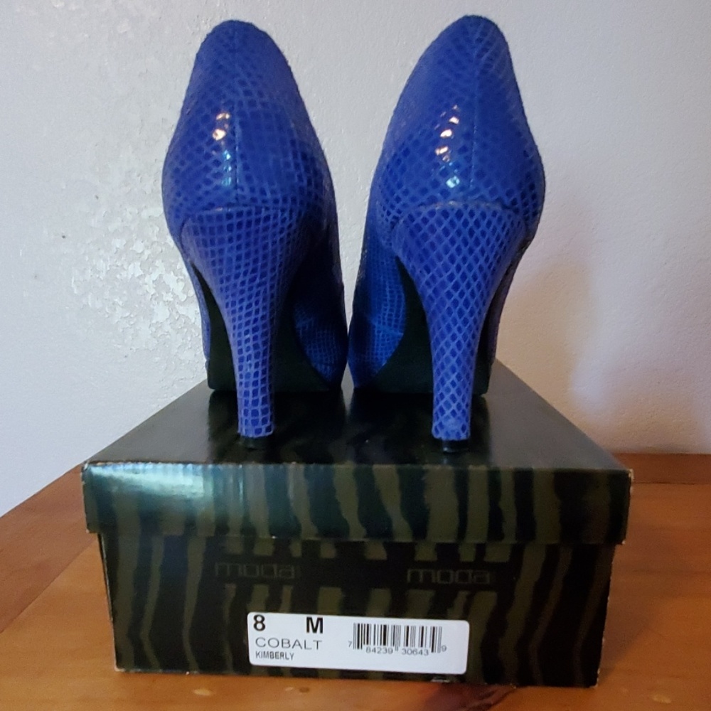 Moda Spana Pump - Picture 2 of 6